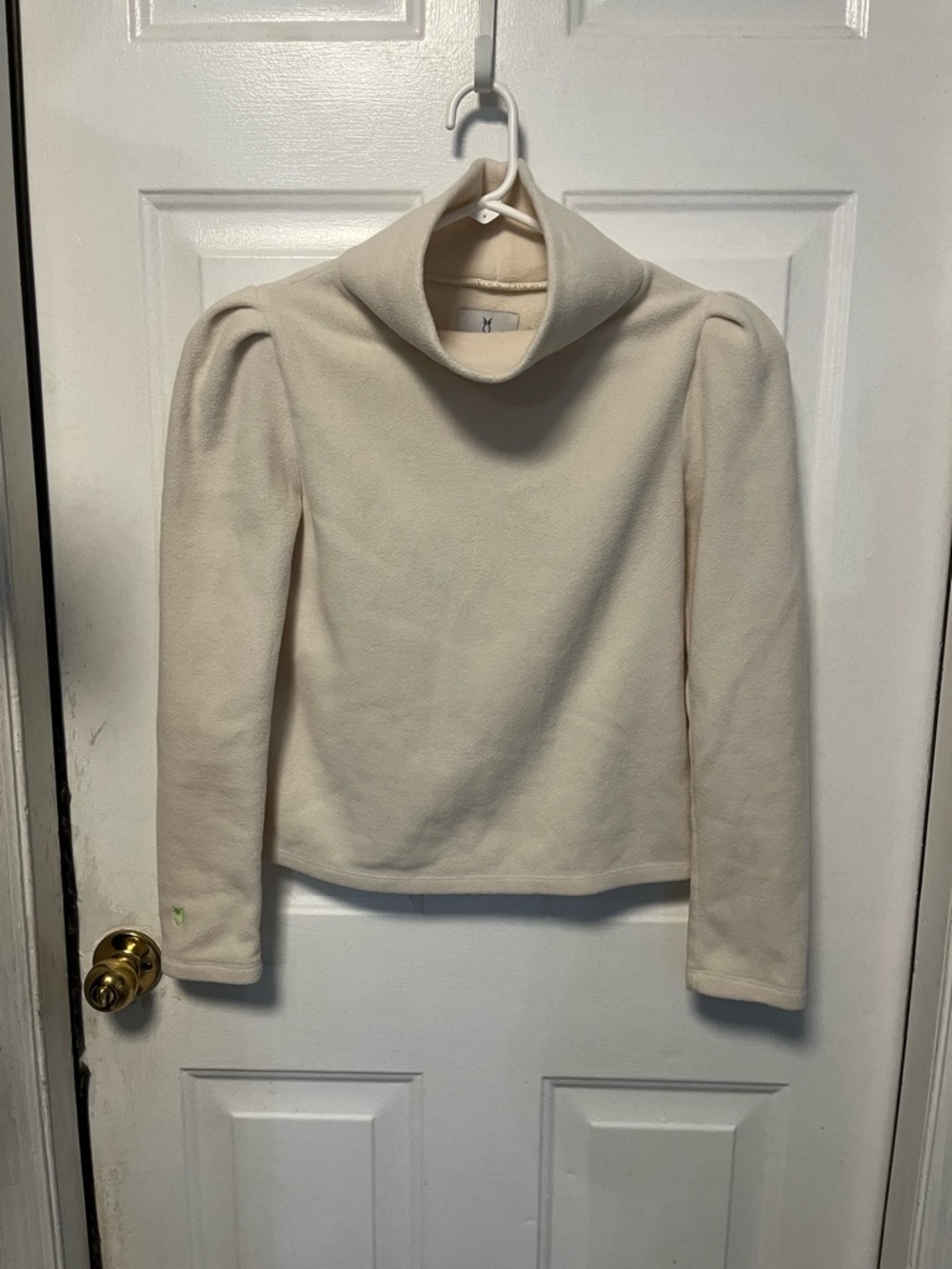 Dudley Stephens Cream Puff-Sleeve fleece Greenpoint Turtleneck Sweater